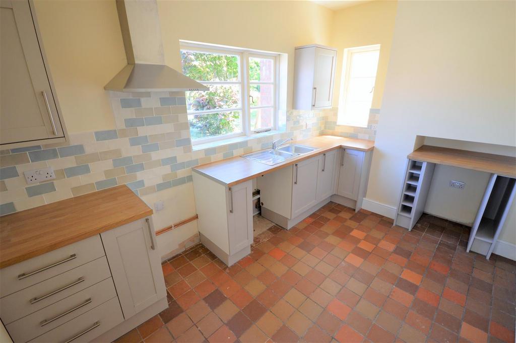 Kitchen.JPG