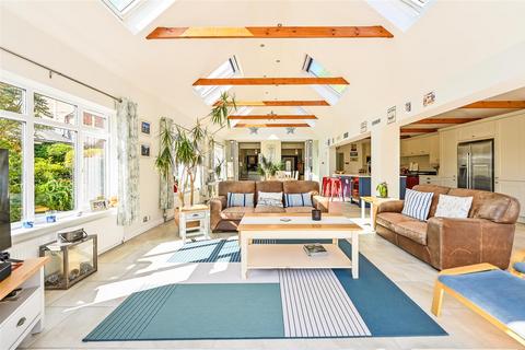 Rivendell Level Mare Lane, Eastergate, Chichester, PO20 3SA
