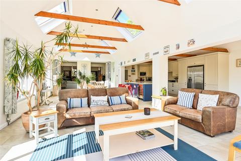 Rivendell Level Mare Lane, Eastergate, Chichester, PO20 3SA