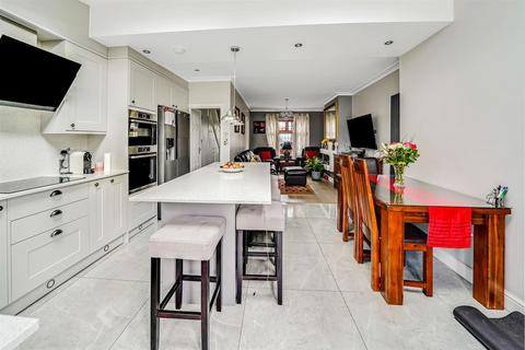 34 Hawkdene, London, E4 7PF