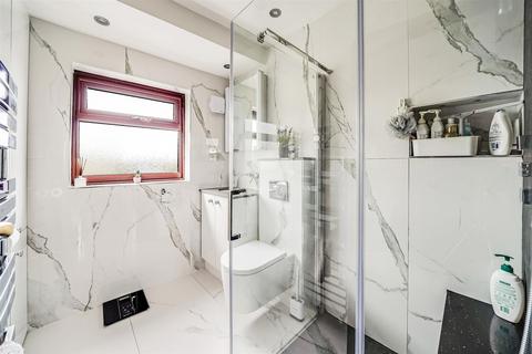 34 Hawkdene, London, E4 7PF