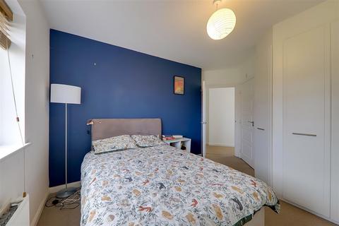 2 bedroom flat for sale - Gresley Court, Worthing BN13
