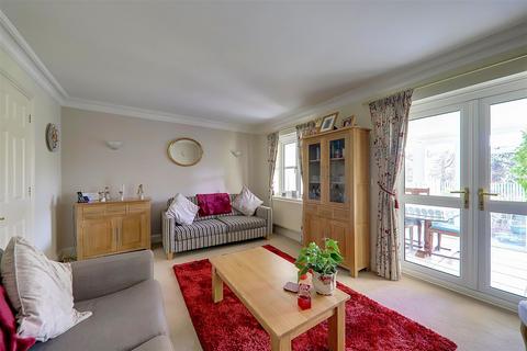 3 bedroom detached house for sale, Hunters Mews, Arundel BN18