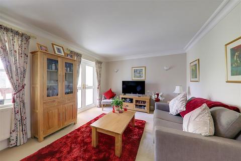 3 bedroom detached house for sale, Hunters Mews, Arundel BN18