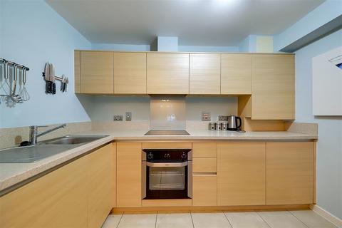 1 bedroom flat for sale, St. Botolphs Road, Worthing BN11