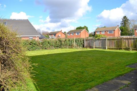 4 bedroom detached house for sale, Fairford Avenue, Evington, Leicester