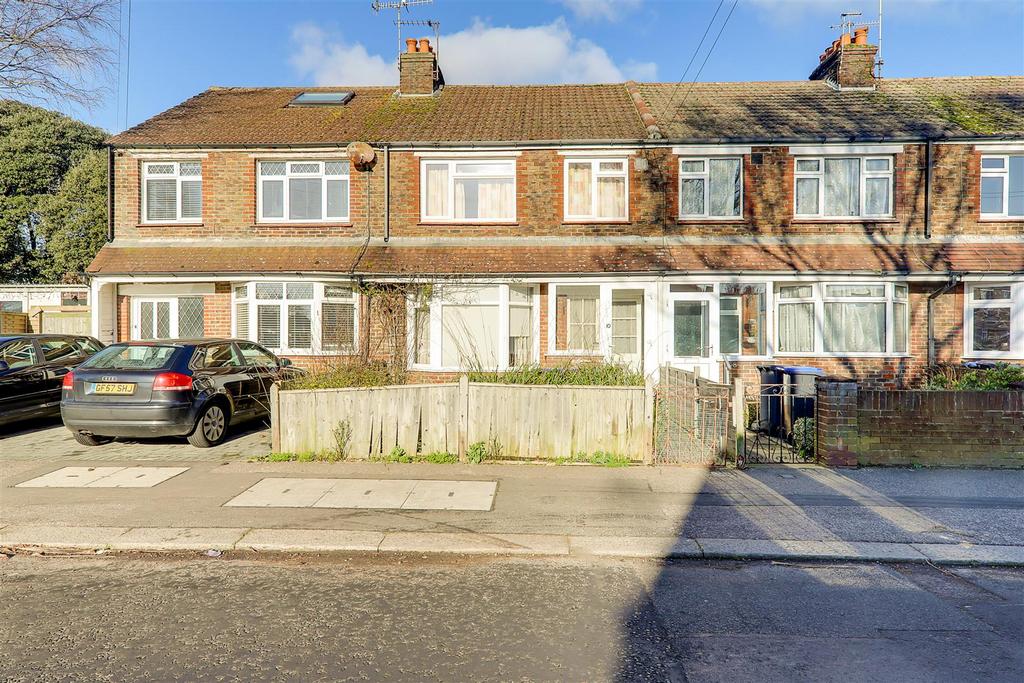 Bruce Avenue, Worthing BN11 3 bed terraced house for sale £300,000