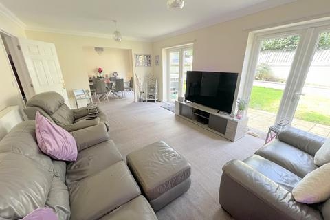 4 bedroom detached house for sale - Cooke Road, Branksome , Poole, BH12