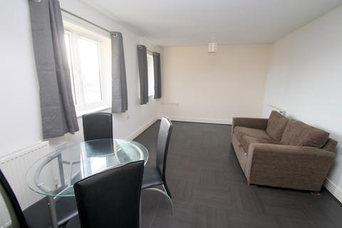 1 bedroom apartment for sale - The Rushes, Wapshott Road, Staines-upon-Thames, TW18