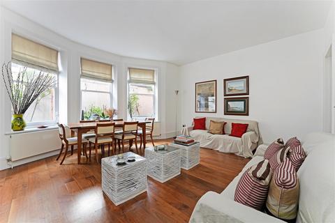 4 bedroom apartment for sale, Wynnstay Gardens, Kensington, W8