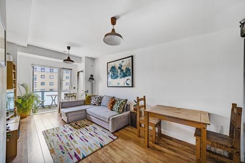 2 bedroom flat for sale - Pocock Street, London, SE1