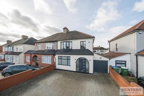 2 Longleigh Lane, Bexleyheath, DA7 5SL