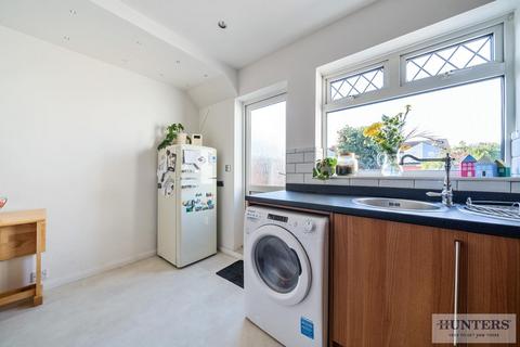 4 Lavernock Road, Bexleyheath, DA7 5AJ