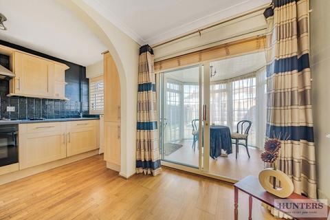 13 The Vyne, Bexleyheath, DA7 6DZ