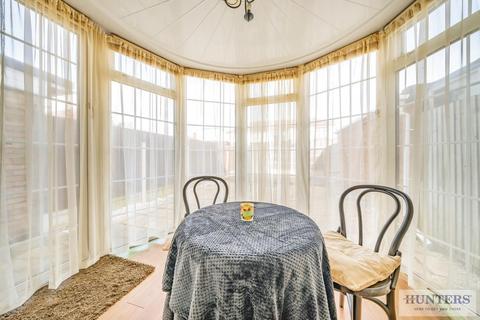 13 The Vyne, Bexleyheath, DA7 6DZ