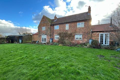4 bedroom detached house for sale, Carr Lane, East Stockwith, Gainsborough