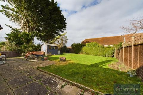 14 Alma Close, Cheltenham, GL51 3NA