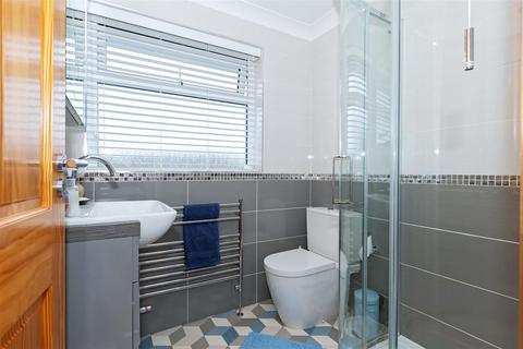 36 Coleridge Crescent, Goring By Sea, Worthing, BN12 6LT