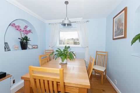36 Coleridge Crescent, Goring By Sea, Worthing, BN12 6LT