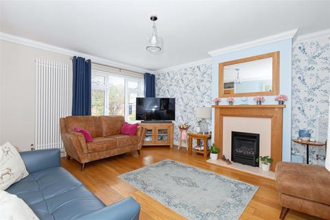 36 Coleridge Crescent, Goring By Sea, Worthing, BN12 6LT