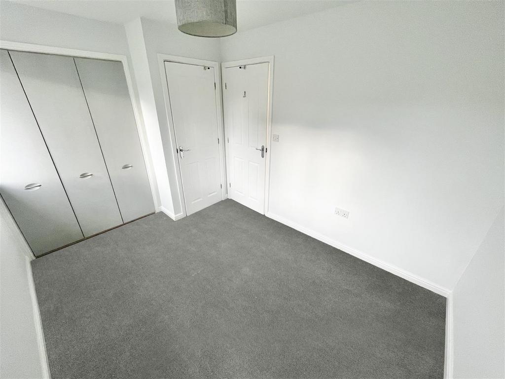 Bedroom 2 Aspect 2