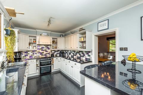 5 bedroom detached house for sale, Saundby NOTTINGHAMSHIRE