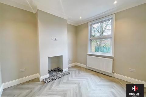 5 bedroom end of terrace house for sale - Money Ash Road, Altrincham WA15