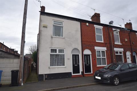 2 bedroom end of terrace house for sale, Russell Street, Stockport SK2