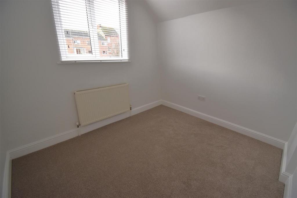 Bedroom 2.JPG