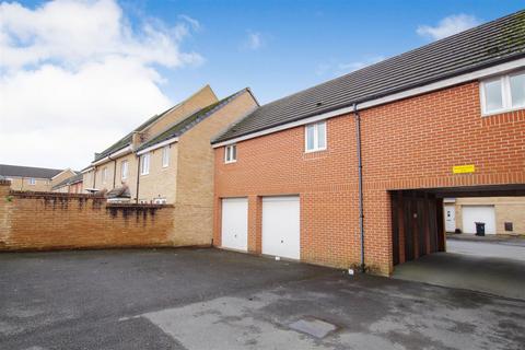 90 Padstow Road, Swindon, SN2 2EG