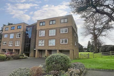 12 Lakeside, Little Aston, Sutton Coldfield, B74 3BJ