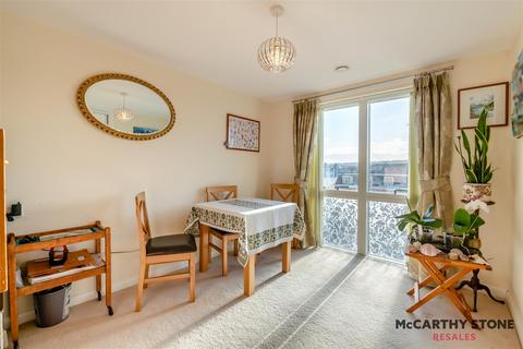 2 bedroom apartment for sale - 119 North Marine Road, Scarborough