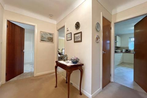 3 bedroom apartment for sale, Halsall Lane, Formby, Liverpool, L37