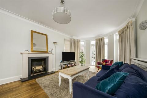 4 bedroom detached house for sale, London Road, Twickenham