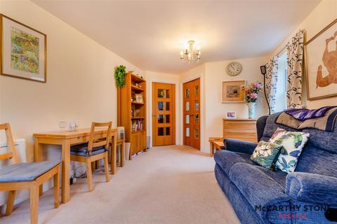 1 bedroom apartment for sale, Cartwright Court, Church Street, Malvern, Worcestershire, WR14 2GE