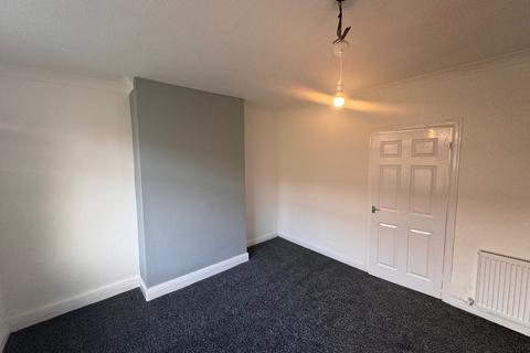 2 bedroom semi-detached house to rent, Adair Avenue, Newcastle upon Tyne