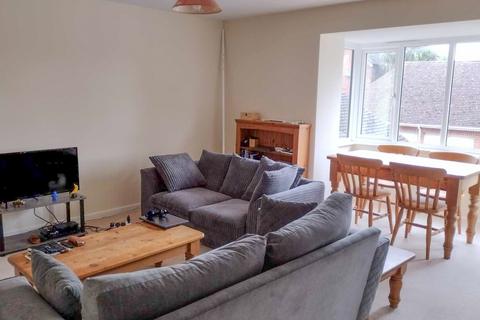 2 bedroom flat to rent, Rheims Court, Canterbury, Kent, CT2