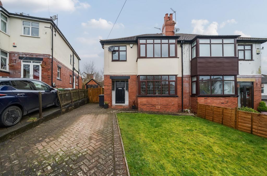St. Chads View, Headingley, Leeds, LS6 3 bed semidetached house for sale £400,000