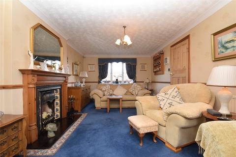 4 bedroom detached house for sale - Bickley Howe, Scarborough, YO12