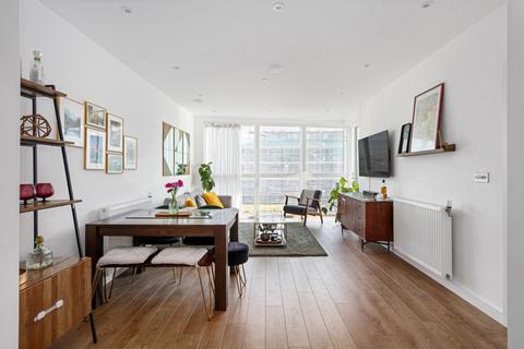 Flat 605, Iverson Point, 4 Harrison Walk, London, SE10 0YN
