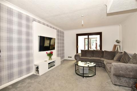 2 bedroom terraced house for sale, Wood Green, Basildon, Essex