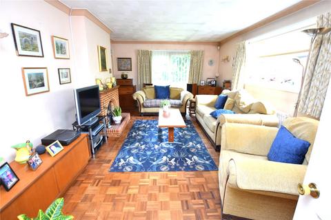 3 bedroom bungalow for sale, Church Avenue, Hampshire GU14