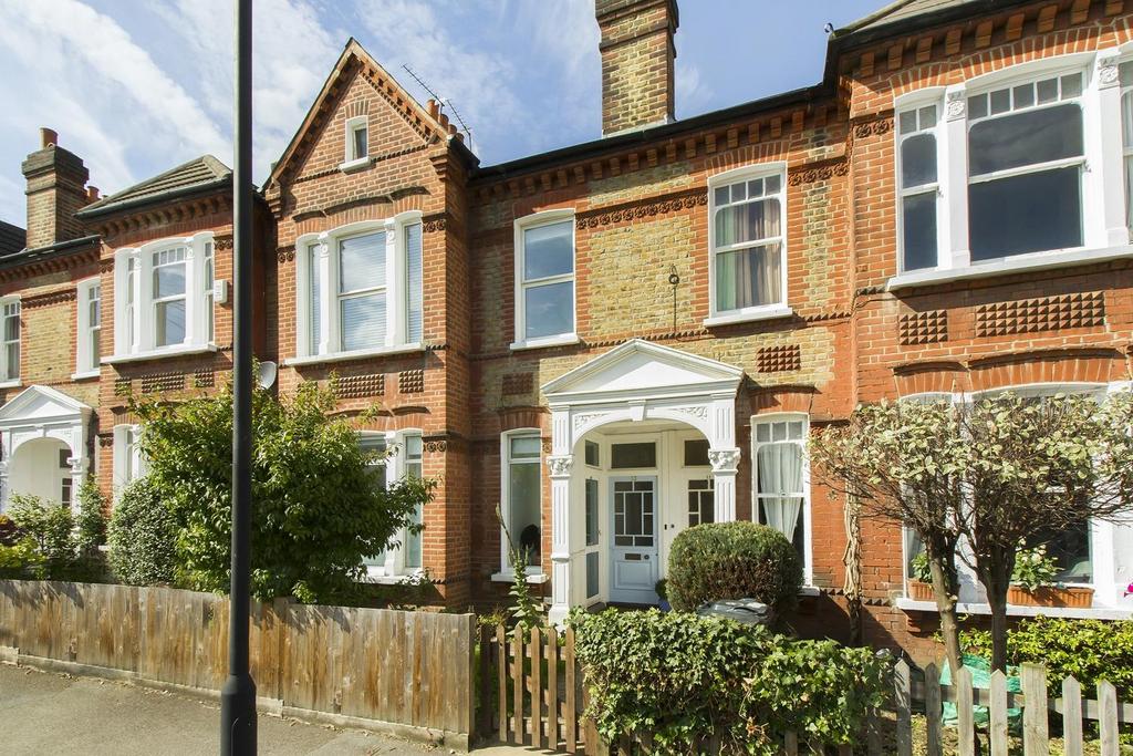 Dalkeith Road, Dulwich, London, SE21 3 bed £635,000