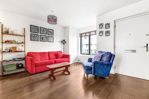 3 bedroom end of terrace house for sale, Cairns Avenue, Streatham, SW16
