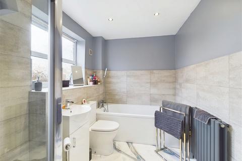 84 Delph Drive, Burscough, Ormskirk, L40 5BE