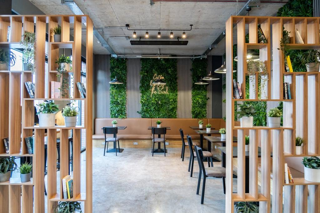 Globeworks Cafe02.jpg