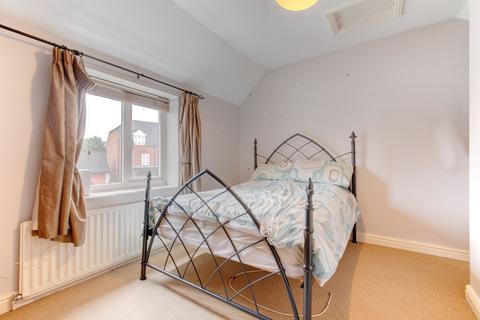 8 Feckenham Road, Headless Cross, Redditch, B97 5AR