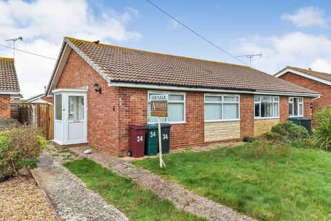 2 bedroom semi-detached bungalow for sale, Glen Crescent, Selsey