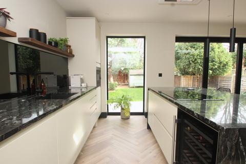 9 Foxfield Road, Orpington, BR6 8EE
