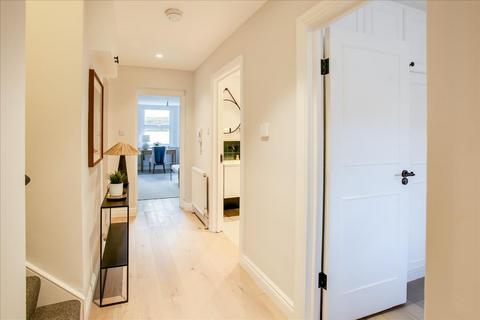 Flat 1, 13 Cumberland Park, London, W3 6SY